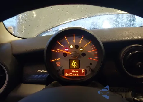 2012 Mini Cooper S Clubman z USA, uszkodzony, nr VIN WMWZG3C55CTY38519